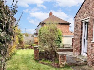 Photo 14- click for photo gallery